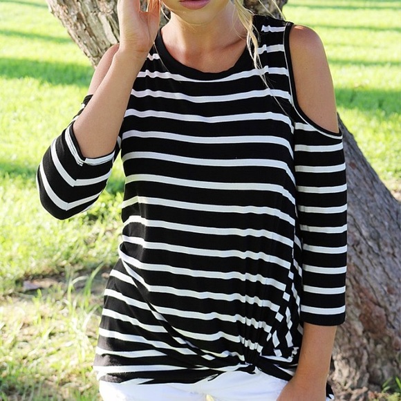 Cassidy cold shoulder top - Picture 2 of 3